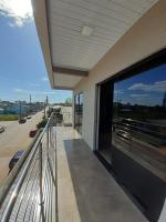 apt 201 novo completo no centro da cidade - B&B Ametista do Sul