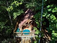 B&B Sevierville - Gatlinburg Adventure Cabins - Bed and Breakfast Sevierville