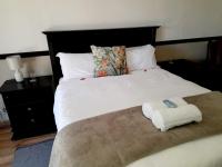 Chambre Lit Queen-Size - Vue sur Jardin