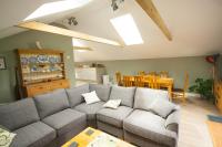 Luxury three bedroom property with hot tub - B&B West Wellow