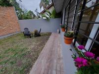 Casa Azcuénaga - Parque - Zona comercial - Aerop 15 min - Bed and Breakfast