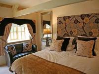 Zweibettzimmer mit eigenem Bad