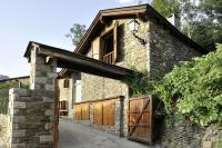 La Caseta de Queixans con chimenea - B&B
