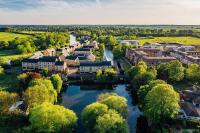 Whitehouse Holiday Lettings - Luxury Serviced Properties in St Neots, Little Paxton and Great Paxton - B&B