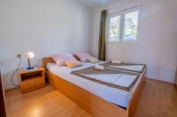 Apartamento con balcón