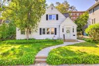 Elegant Home 5 Blocks to Mayo Clinic and Hospital - Ferienwohnung Rochester