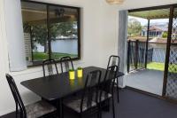 B&B Forster - LAKE HOUSE ON ELOUERA - Bed and Breakfast Forster