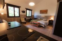 Studio (3 Adults)