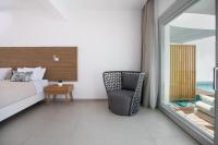 Suite Deluxe con Vista Mare e Piscina in Comune