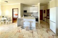 Cosy Sea View Apartment - B&B Costa da Caparica