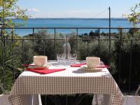 B&B Menago - Villa Rosa - Bed and Breakfast Menago