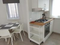 Riva's slim house 2 - B&B Riva del Garda