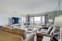 Shorewood 311 - B&B