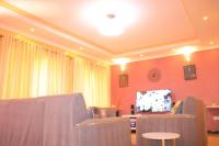 The Glamour Houses: Luxury 2 bedroom with Patio. - B&B Thika