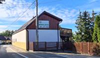 Noclegi Pod Modrzewiem - B&B