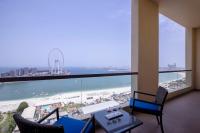 Newly Renovated - Sea Front One Bedroom Suite with Balcony and Lounge Access