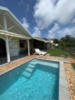 la villa caribéenne de la plage des surfeurs - B&B