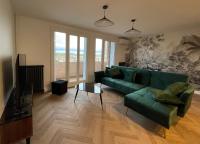 Appartement cosy avec vue imprenable sur la cité - B&B