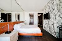 Elite Two Bedroom Penthouse with Panoramic Balcony & Pool Table