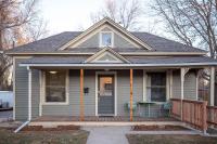 Couples Getaway - Walk to UNC - Free Cruiser Bikes - Bed and Breakfast Greeley