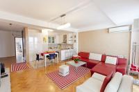 Appartamento Luxury con 2 Camere da Letto - Platnik Str.