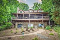 The Lodge on Smith Mountain Lake - B&B