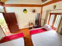Dreibettzimmer mit eigenem Bad