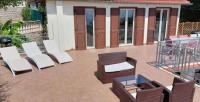 EDEN CAP : A delightful villa lodges 11 adults just one km away from Monte Carlo station - B&B