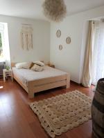 Doppelzimmer mit Gartenblick