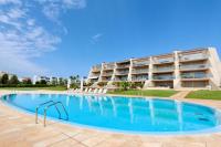 Apartamento con vistas a la piscina