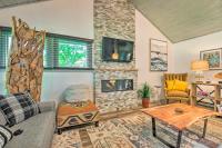 Cortland Abode 1 Mi to Greek Peak Mountain Resort - B&B