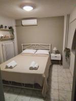 George house - B&B Lárisa