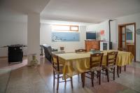 Apartamento de 3 dormitorios - sótano