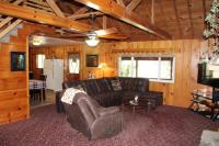 Rustic Chapparal Cabin at Bass Lake Heights - B&B