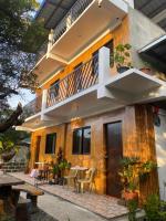 Alona's Traditional Filipino Home near 100 Islands Wharf - Chambres d’hôtes