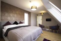 "Signature" Penthouse with 3 Bedrooms and Terrace