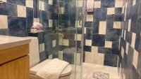 Deluxe Double Room with Shower