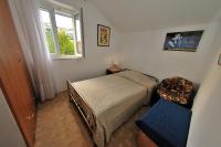 Apartamento de 4 dormitorios con balcón y vistas al mar