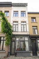 SHWAY - The Saffron Dress - Chambres d’hôtes Anvers