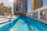 Meriton Suites Surfers Paradise