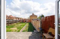 Head-on-Beds -Dagenham Larger Groups with Free Parking - B&B Dagenham