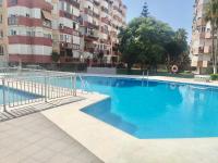PRECIOSO ESTUDIO CON PISCINA, JUNTO A LA PLAYA - Chambres d'hôtes Torre del Mar