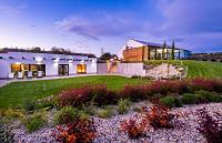Dobosi Vendégház - B&B