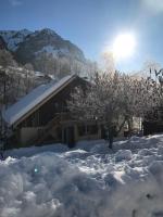 Superbe T3 neuf en bord de rivière près d'Annecy - Ferienwohnung Montmin