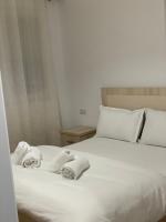 Daily Apartment Vila L - B&B Tirana