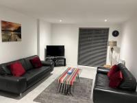 Orion building apartments ,OPOSITE GRAND CENTRAL,FREE CAR PARK - Chambres d’hôtes Birmingham