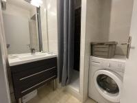 Appartement cosy à Sète pour 6 pers., proche plage, clim, parking privé - FR-1-338-342 - B&B Sète