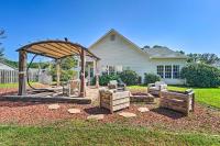 Cozy Wilmington Bungalow about 6 Mi to Beaches! - B&B Wilmington