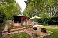 The Lodge with hot tub - B&B Maidstone