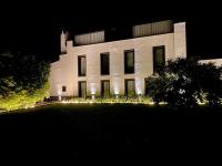 Nature & Sea - Casa da Vinhateira South - B&B Caloura